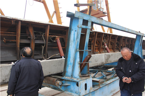 箱梁模板 液壓箱梁模板訂購選河南鋼模板廠家