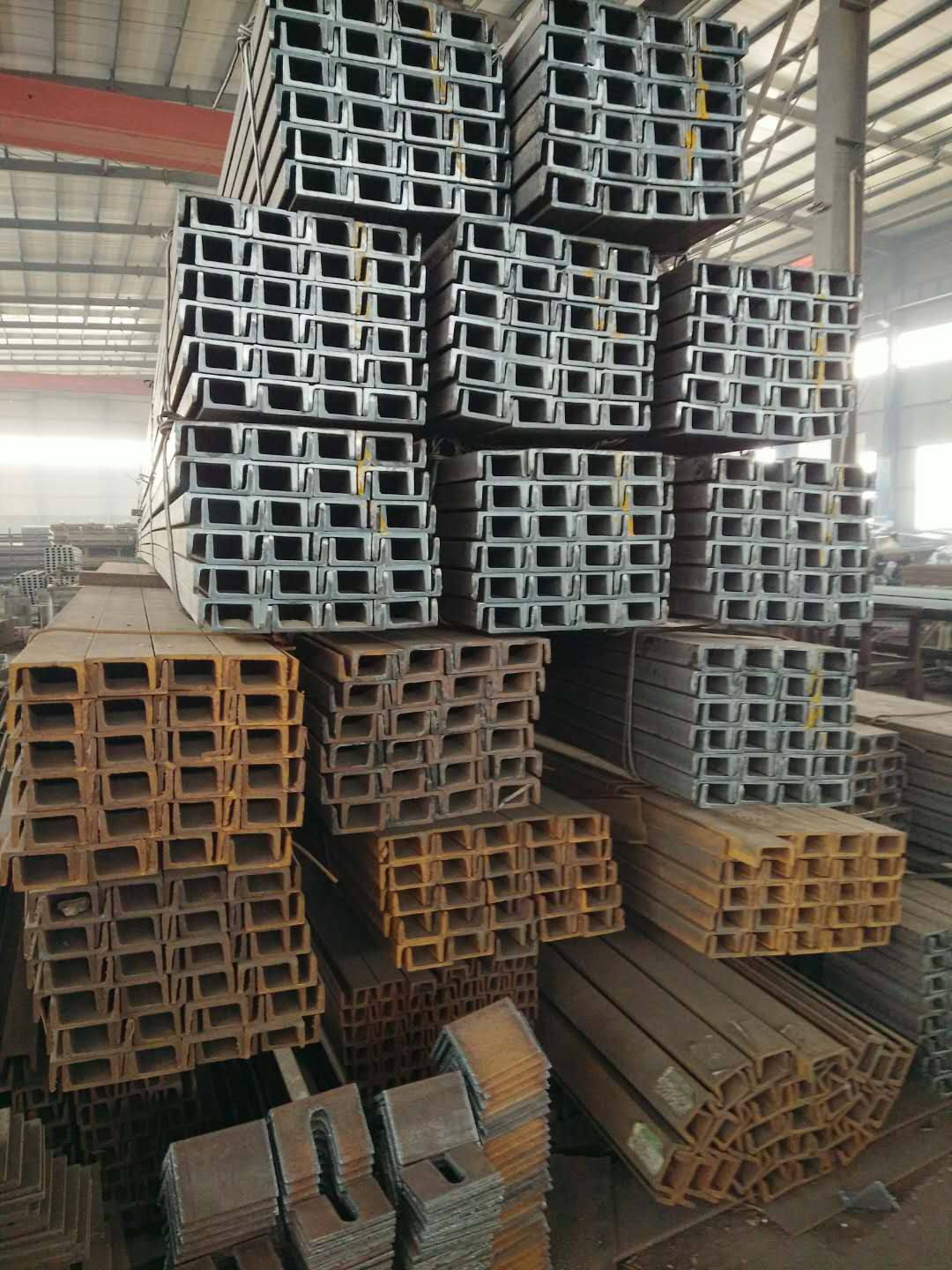 充足原料,河南系梁模板廠家等你來下單