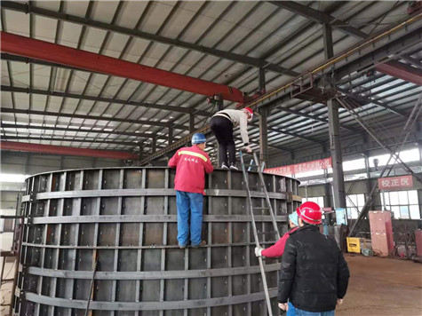 平頂山王總一行到偉志模板驗收風(fēng)機模板