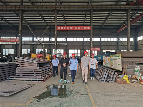 歡迎安全監察的領導到偉志模板檢查工作