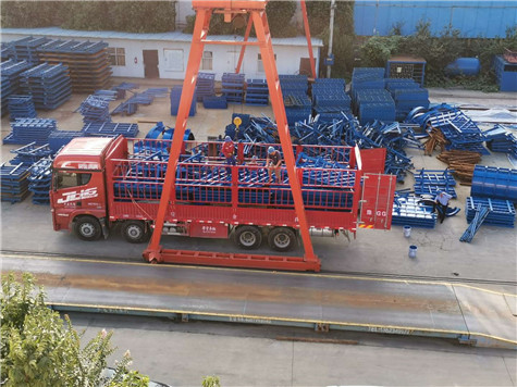 蓋梁鋼模板發(fā)往河南三門峽施工現(xiàn)場