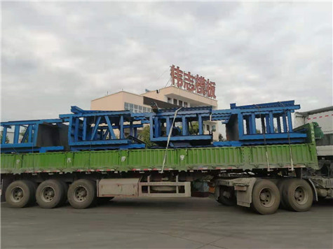 液壓鋼模板發(fā)貨開(kāi)始