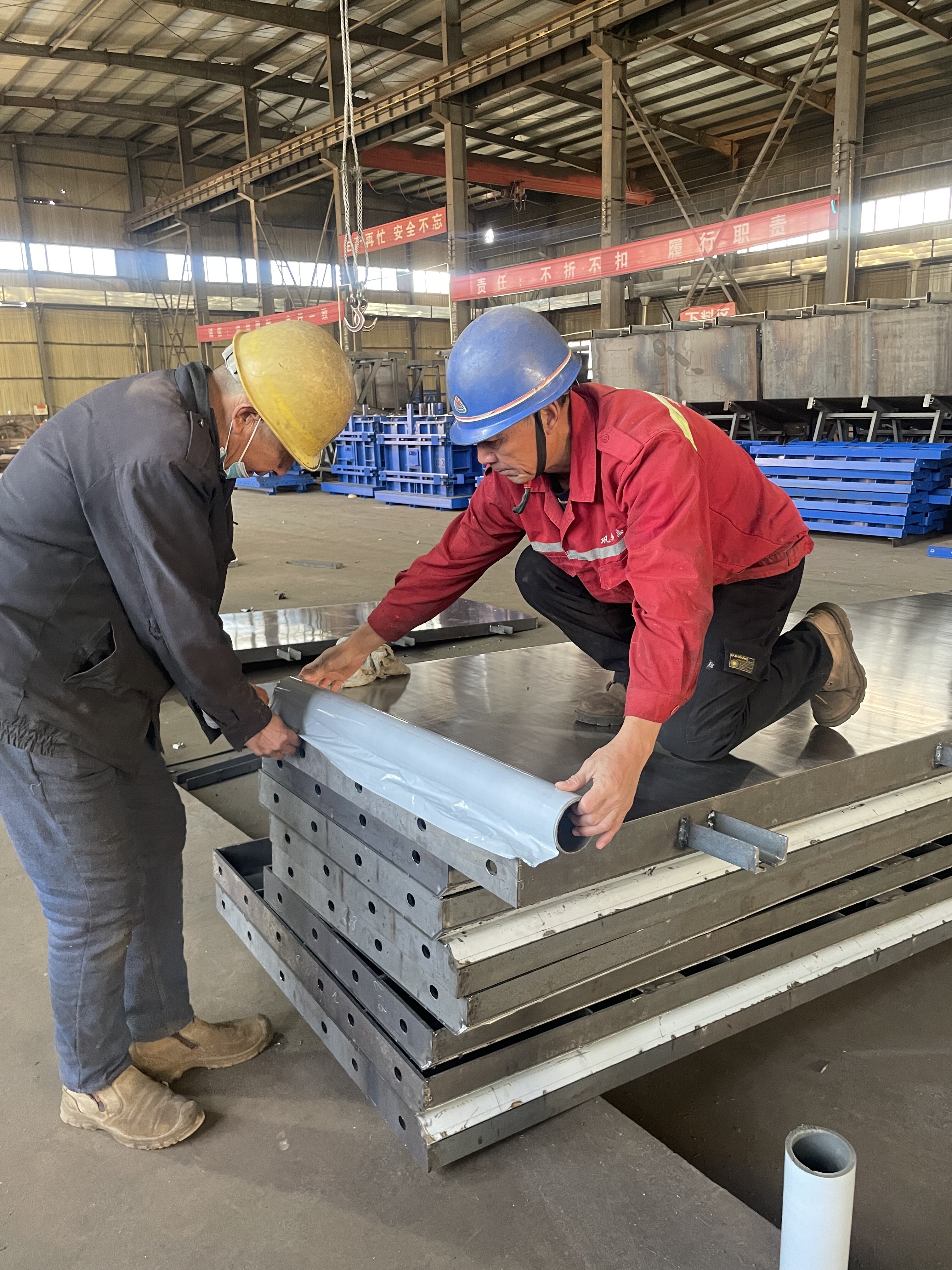 偉志三墻不銹鋼模板的“最后一件華服”